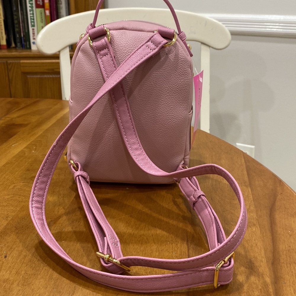 NWT. Betsey Johnson, mini puppy backpack. - Picture 4 of 12